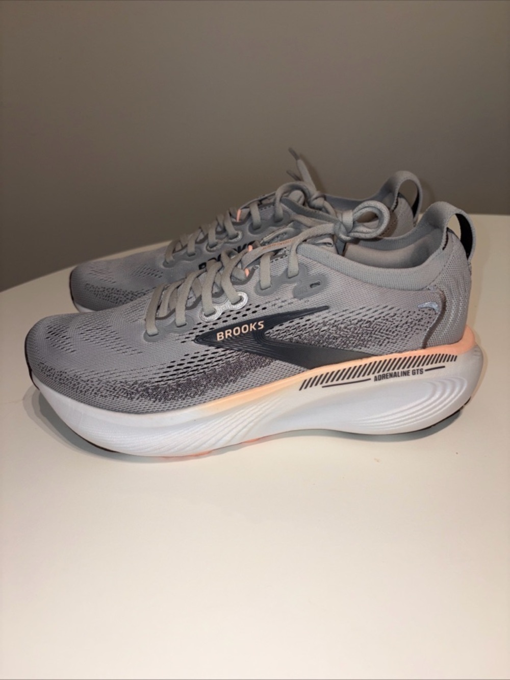 Brooks Adrenaline GTS 25 Running Shoes women’s Size 8.5 - Picture 7 of 13